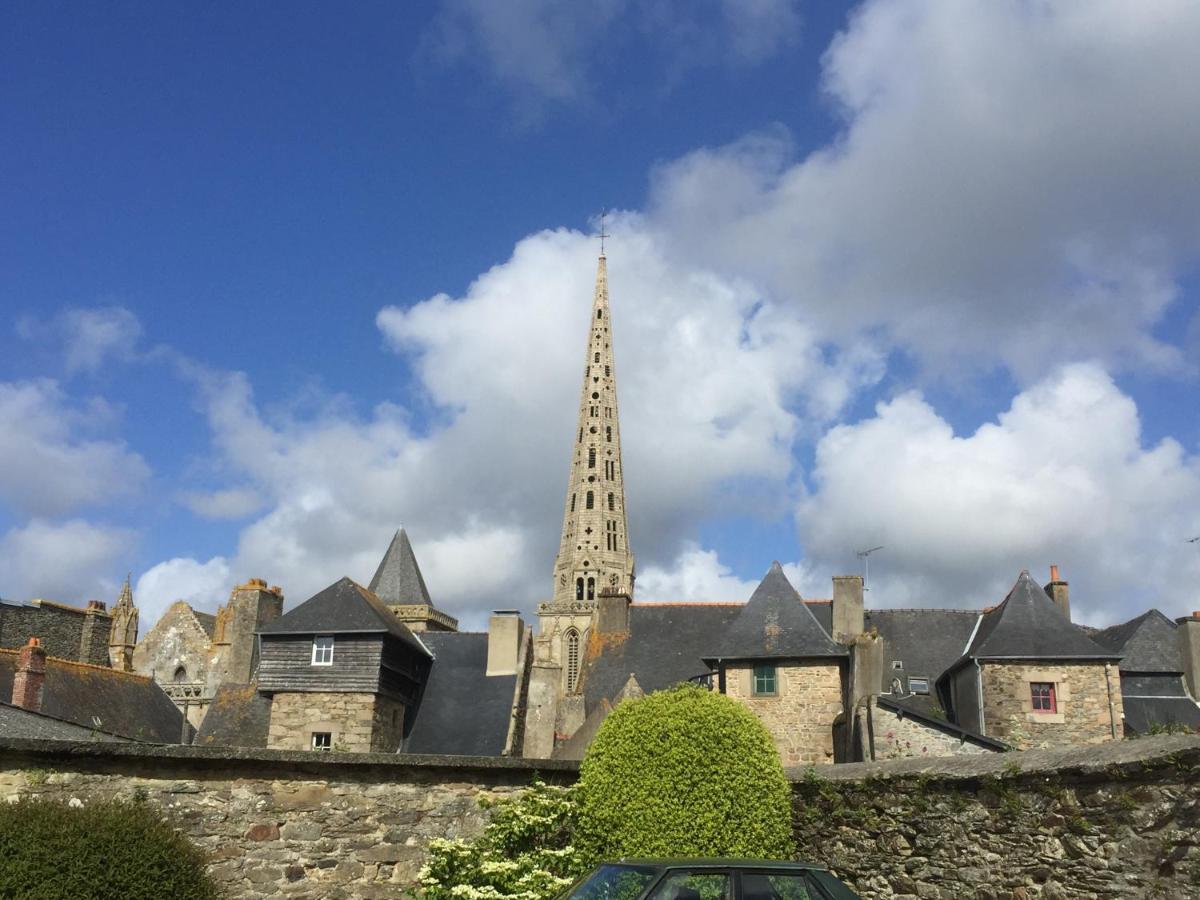Aux Perderies Bed & Breakfast Treguier Exterior photo